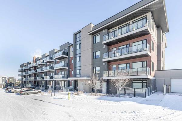 214 Sherwood SQ NW #401, Calgary, AB T3R 1T6