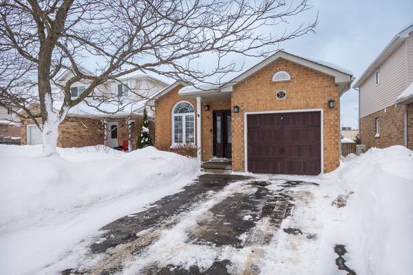 52 Beardmore CRES, Halton Hills, ON L7J 2Z1