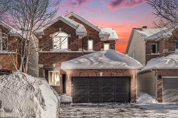 Barrhaven, ON K2J 4R4,22 Tamarack PL