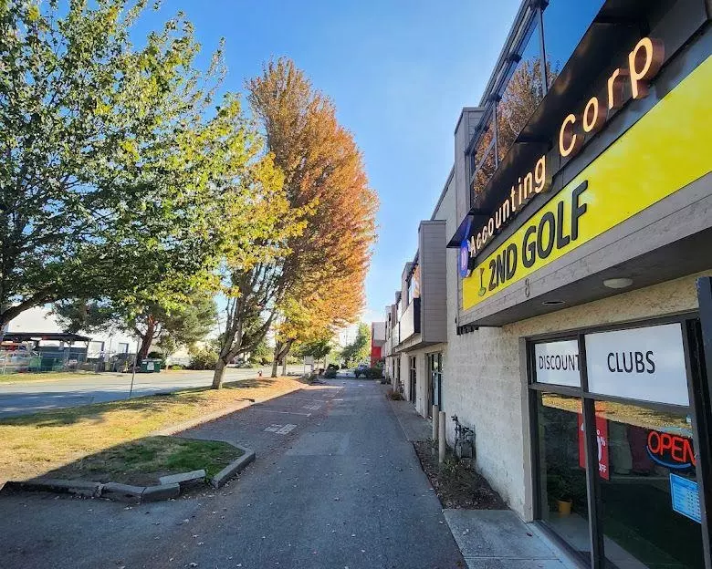 Richmond, BC V6X 3E1,8 11220 VOYAGEUR WAY