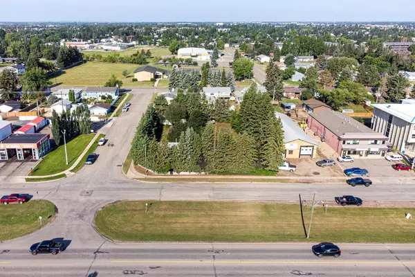 Lloydminster, AB T9V 0V6,3302 50 AVE