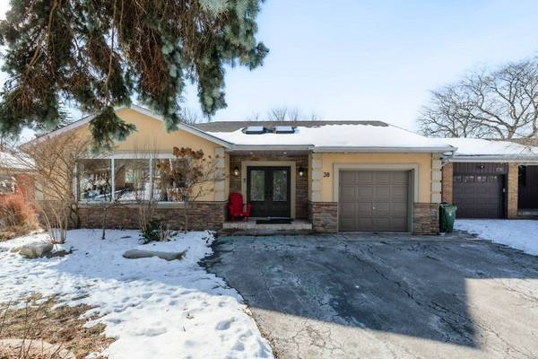 30 Larabee CRES, Toronto C13, ON M3A 3E7