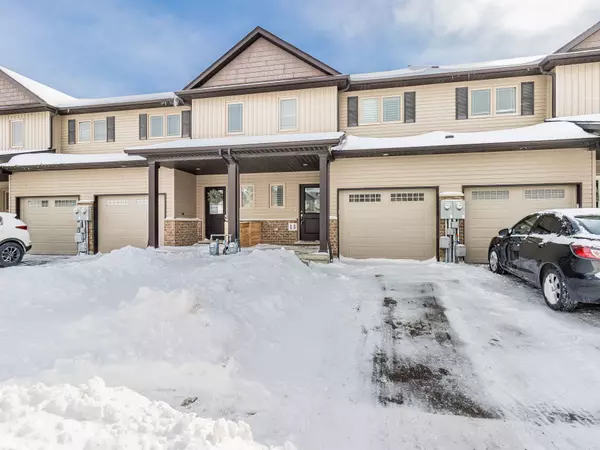 13 HARMONY WAY, Thorold, ON L2V 0H1