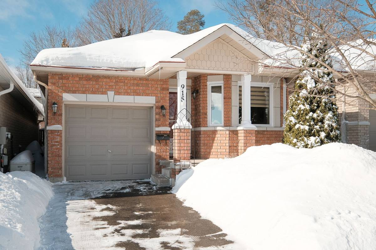 Peterborough, ON K9J 8R5,915 Ralphson CRES