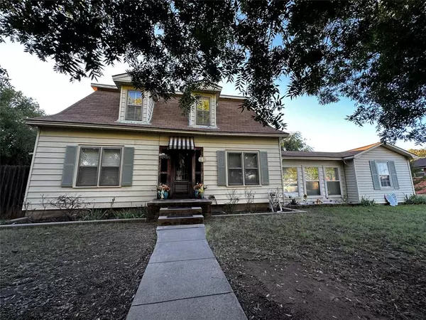 506 S Foley Street, Seymour, TX 76380