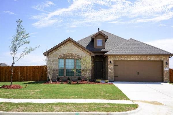 3454 Lauren Street, Krum, TX 76249