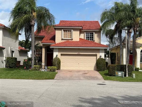 4593 NW 7th Pl, Deerfield Beach, FL 33442