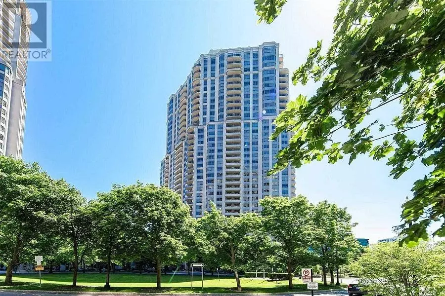 25 Kingsbridge Garden CIR #2226, Mississauga, ON L5R 4B1