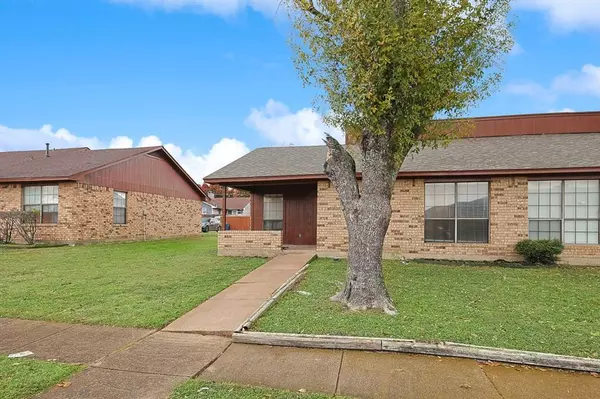 Glenn Heights, TX 75154,1711 Creekview Drive