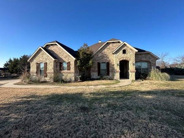 5851 Sweetwater Drive, Midlothian, TX 76065