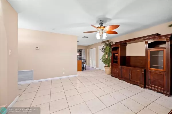 Tamarac, FL 33321,8110 NW 59th Ct