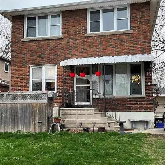 13 Kingsway CRES #MAIN, St. Catharines, ON L2N 1A5