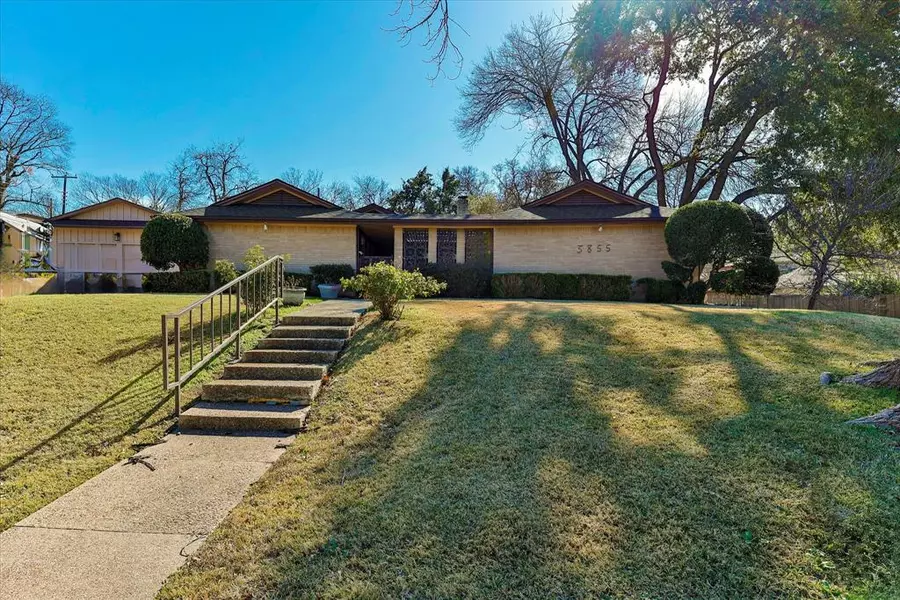 3855 Wosley Drive, Fort Worth, TX 76133