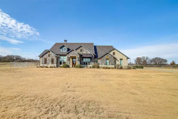 Weatherford, TX 76087,201 Salt Creek Court