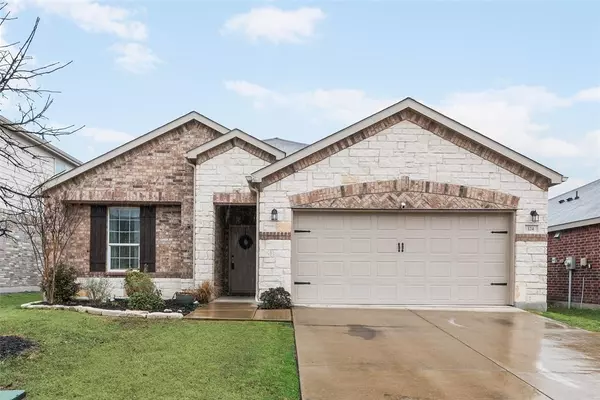 124 Feverbush Drive, Fate, TX 75189