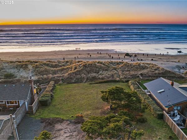 175 BEACH ST, Manzanita, OR 97130