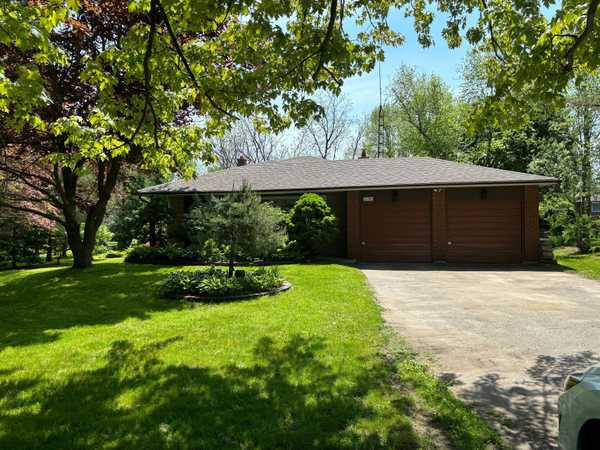 5193 Aurora RD, Whitchurch-stouffville, ON L4A 7X4