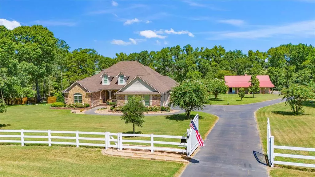 23220 Bridle View Drive, Lindale, TX 75771