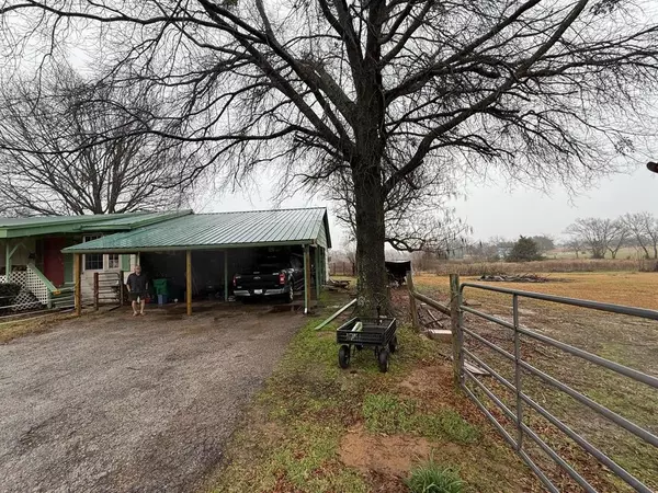 Grand Saline, TX 75140,6127 Vz County Road 1110