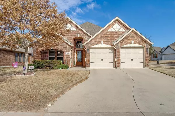 9800 Mullins Crossing Drive, Fort Worth, TX 76126