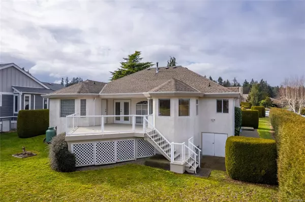 Qualicum Beach, BC V9K 1E1,951 Royal Dornoch Dr