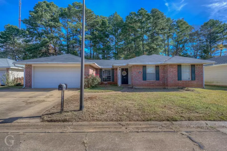 7504 Oaktree Lane, Haughton, LA 71037