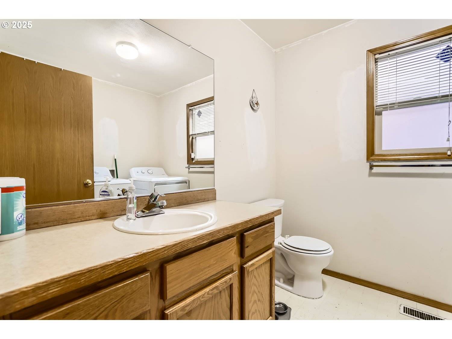 Portland, OR 97206,5304 SE KNAPP ST