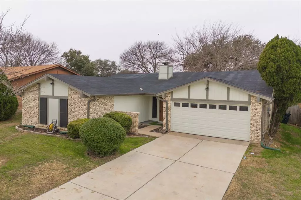 Fort Worth, TX 76133,6808 Westglen Drive