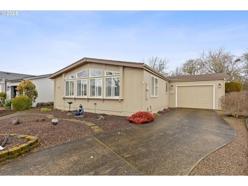 17712 NW ShadyFir Loop #40, Beaverton, OR 97006