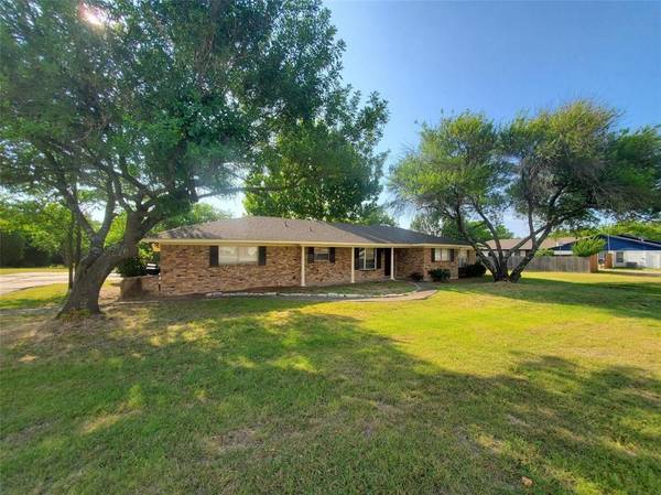 808 Laurence Drive, Heath, TX 75032