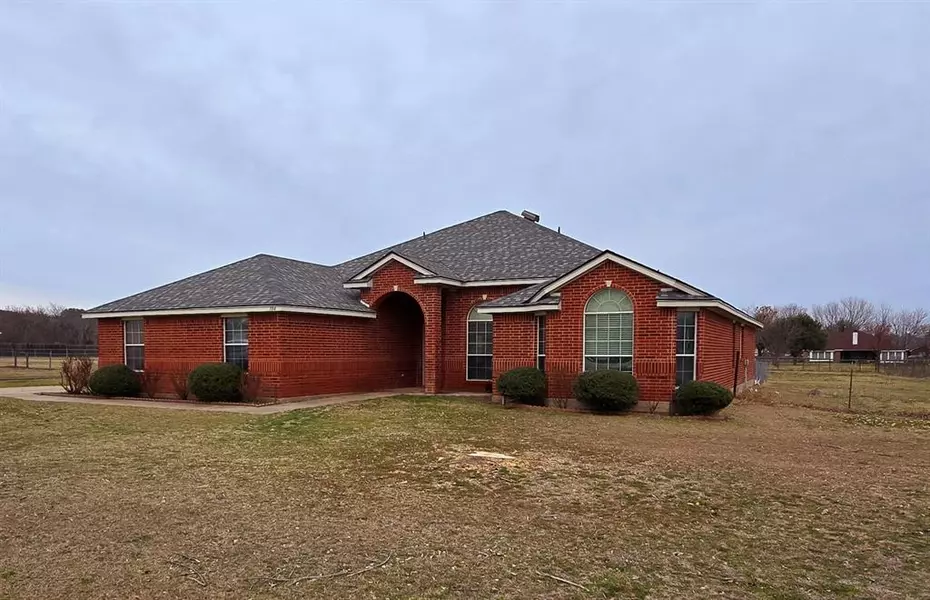 104 Cinnamon Court, Weatherford, TX 76088