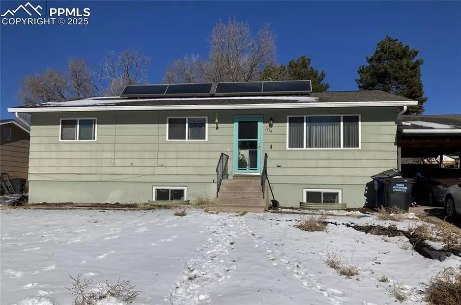 1334 Commanchero DR, Colorado Springs, CO 80915