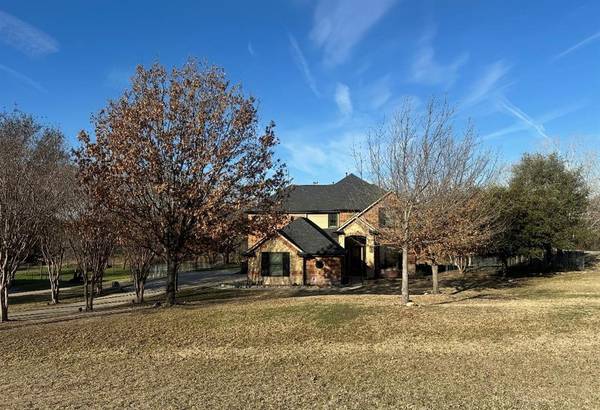 145 Rustling Elm Way, Azle, TX 76020