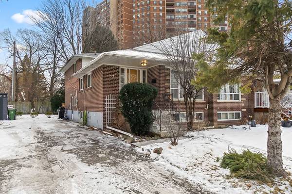 57 Birgitta CRES, Toronto W08, ON M9C 3W1