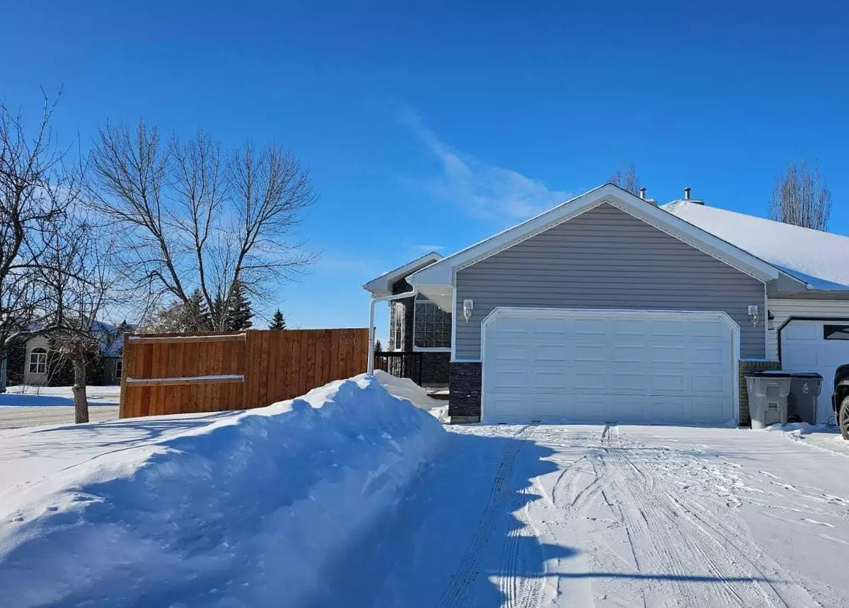 Wainwright, AB T9W 1L3,1102 18A Street Crescent