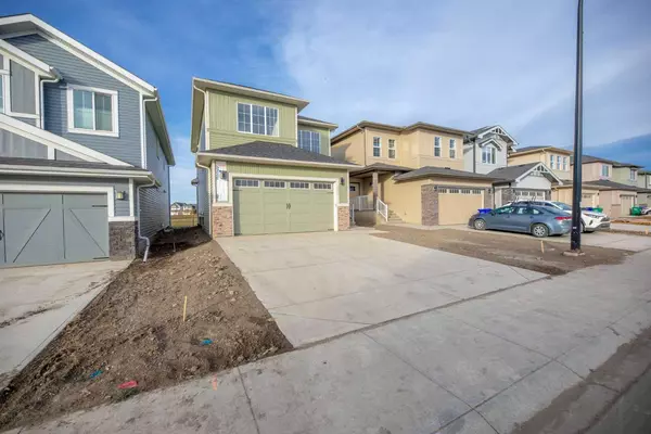 Cochrane, AB T4C 3B5,494 Clydesdale WAY