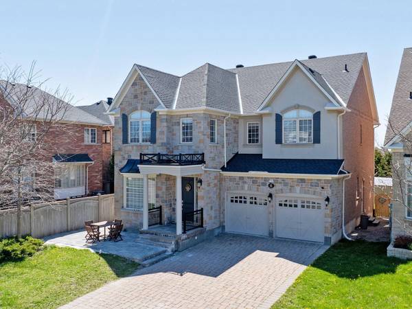 6 Dietzman CT, Richmond Hill, ON L4E 4X6