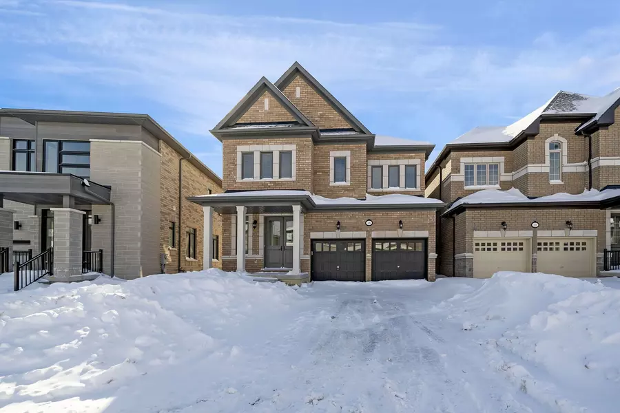 18 Kessler DR, Brampton, ON L6R 4G2