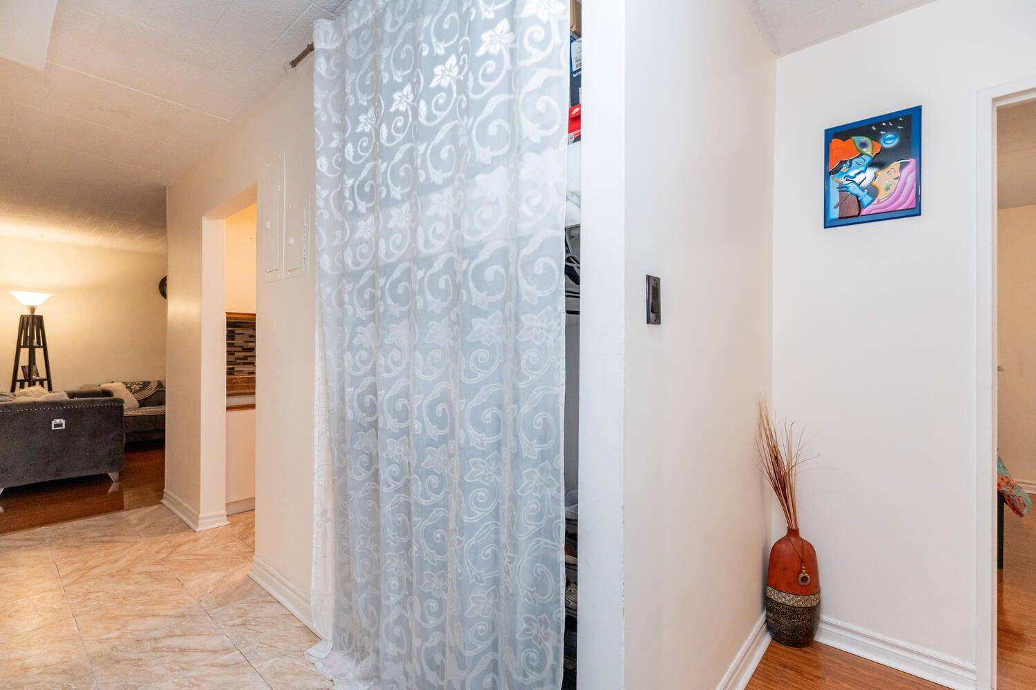 Kitchener, ON N2M 5E4,29 West AVE W #302