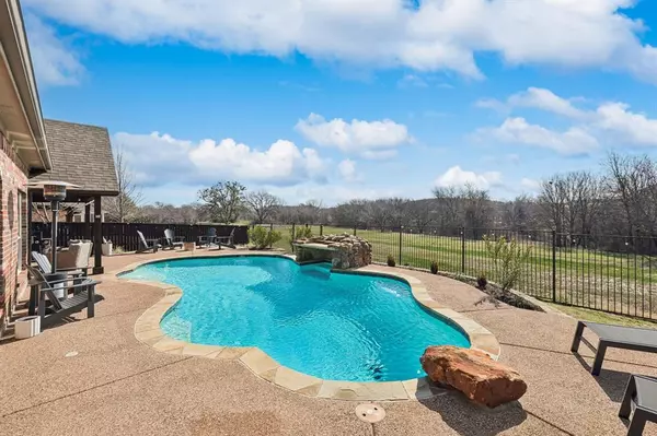 Justin, TX 76247,354 Cedar Crest Drive