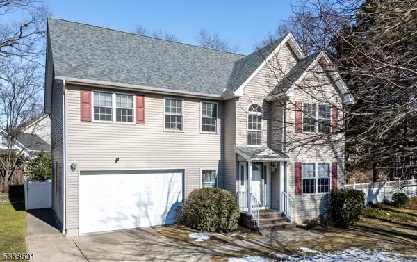 12 Nicole Ct, Scotch Plains Twp., NJ 07076