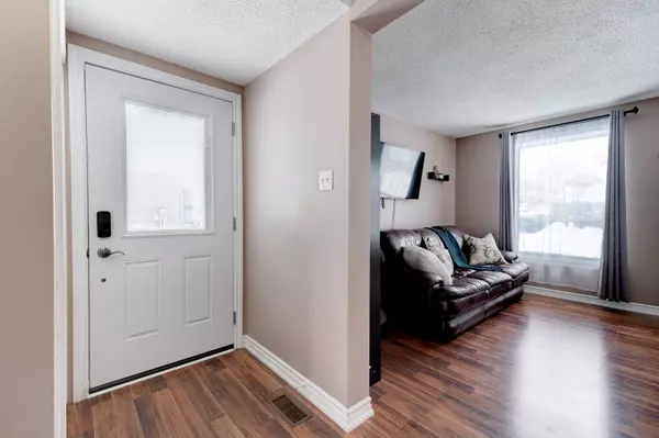 Cambridge, ON N1R 7E9,138 Sekura CRES