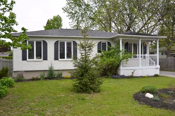 141 Corkstown RD, Crystal Bay - Rocky Point - Bayshore, ON K2H 1B8