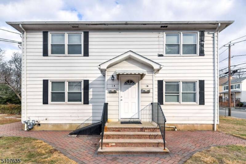 1 Gaston Avenue  (1A & 1B), Raritan Boro, NJ 08869