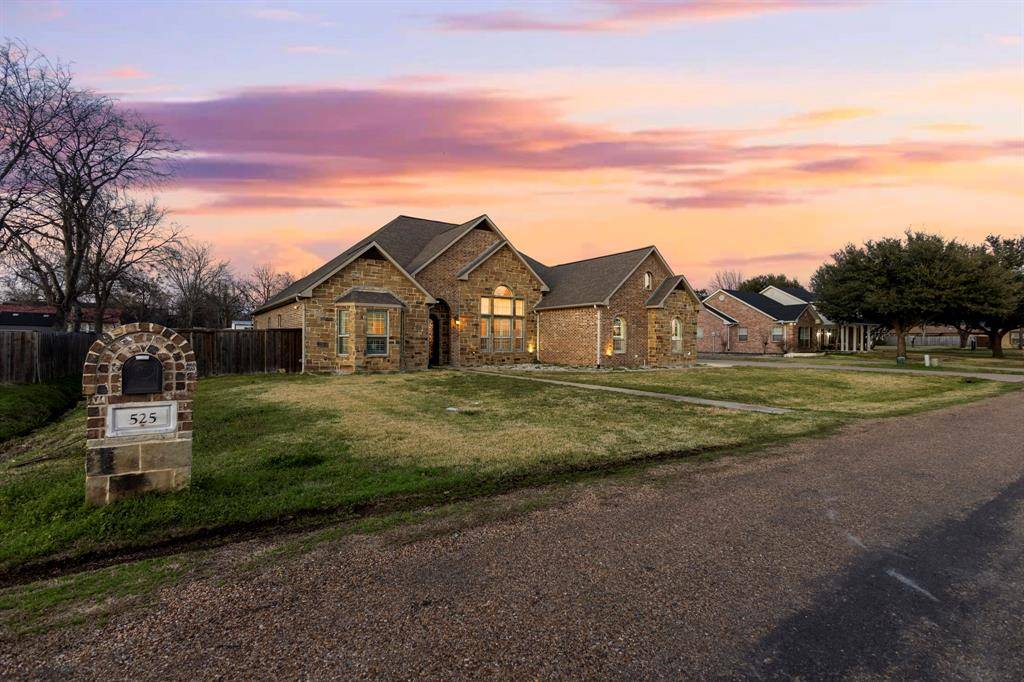 Mabank, TX 75147,525 Autry Way