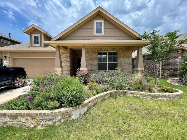 1904 Cardinal Way, Argyle, TX 76226