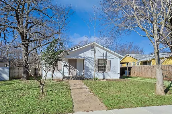 2842 Halbert Street, Fort Worth, TX 76112