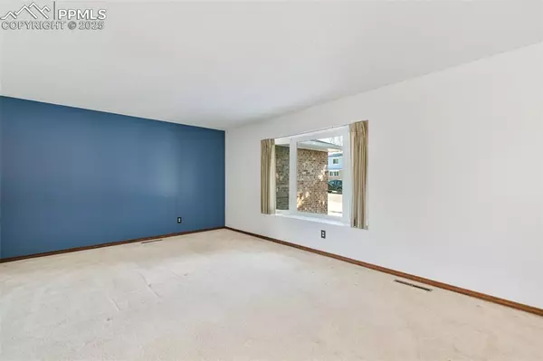 Colorado Springs, CO 80918,5116 Alta Loma RD