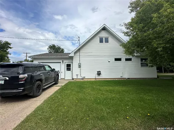 Moose Jaw, SK S6H 5H3,178 Duffield STREET W