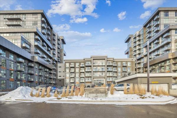 450 Dundas ST E #312, Hamilton, ON L0R 2H4